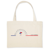 Pour faire vos courses ou tout simplement aller à la plage en toute élégance, optez pour ce sac de qualité. Imprimé en France, ses finitions lui procurent solidité et qualité. Estampillé Label GOTS, il est composé à 80% de coton recyclé. Motif : Pins Landaisintégré dans le logo Black SunSet Cap Ferret
