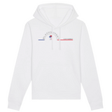 Un sweat à capuche unisexe aux labels Bio, imprimé en France. Fabriqué dans des conditions éthiques et de manière éco-responsable. Coupe droite et manches montées. Logo imprimé sur la face avant. Motif Pins Landais Cap Ferret