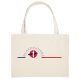 Pour faire vos courses ou tout simplement aller à la plage en toute élégance, optez pour ce sac de qualité. Imprimé en France, ses finitions lui procurent solidité et qualité. Estampillé Label GOTS, il est composé à 80% de coton recyclé. Motif : Surfeur intégré dans le logo Black SunSet 