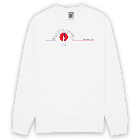 Sweat unisexe ultra doux imprimé en France. Coupe droite et encolure ras de cou. Manches montées. Logo imprimé sur la face avant. Motif Surfeuse Hossegor