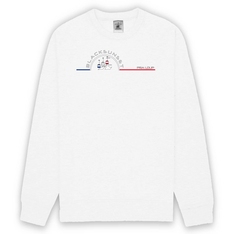 Sweat unisexe ultra doux imprimé en France. Coupe droite et encolure ras de cou. Manches montées. Logo imprimé sur la face avant. Motif Télésièges Pra Loup