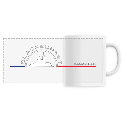 Indémodable, ce Mug personnalisé, imprimé en France, est d'une excellente qualité. A la maison comme au bureau il sera aussi esthétique que pratique. Versez y votre boisson préférée et dégustez. Le visuel est imprimé autour de la tasse. Motif : Bonne Mère intégré au logo Black SunSet Marseille