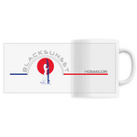 Indémodable, ce Mug personnalisé, imprimé en France, est d'une excellente qualité. A la maison comme au bureau il sera aussi esthétique que pratique. Versez y votre boisson préférée et dégustez. Le visuel est imprimé autour de la tasse. Motif Surfeuse Hossegor 