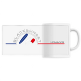 Indémodable, ce Mug personnalisé, imprimé en France, est d'une excellente qualité. A la maison comme au bureau il sera aussi esthétique que pratique. Versez y votre boisson préférée et dégustez. Le visuel est imprimé autour de la tasse. Motif : Planches de Glisse intégré au logo Black SunSet Hossegor