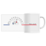 Indémodable, ce Mug personnalisé, imprimé en France, est d'une excellente qualité. A la maison comme au bureau il sera aussi esthétique que pratique. Versez y votre boisson préférée et dégustez. Le visuel est imprimé autour de la tasse. Motif Télésièges Pra Loup