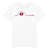 Voici LE tee-shirt Ultra Doux et que tout le monde aimerait porter, mais que nous avons réservé aux enfants. Il dispose des meilleurs labels de fabrication et ses finitions sont haut de gamme. 100% en coton biologique, il existe dans de nombreuses couleurs. Motif : Surfeur intégré dans le logo Black SunSet Cap Ferret