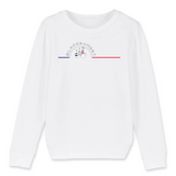 Prenez soin de vos enfants et maintenez les au chaud dans ce sweat unisexe aux finitions hautes qualités. Imprimé en France et labellisé GOTS vos charmants petits monstres seront à l'aise dans ce sweat doux comme un Doudou et à la coupe indémodable. Motif : Télésièges intégré dans le logo Black SunSet 