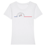 Tee-shirt iconique de la collection Femme, 100% coton Biologique. Imprimé en France, aussi doux que beau, sa coupe lui donne un tombé parfait. Son col arrondi et évasé ajoute une dernière touche de féminité et fera de lui un incontournable de votre garde robe. Logo imprimé face avant. Motif Télésièges