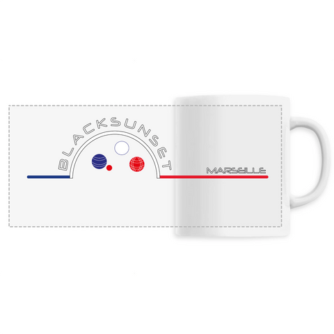 Indémodable, ce Mug personnalisé, imprimé en France, est d'une excellente qualité. A la maison comme au bureau il sera aussi esthétique que pratique. Versez y votre boisson préférée et dégustez. Le visuel est imprimé autour de la tasse. Motif : La Pétanque intégré au logo Black SunSet Marseille
