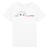 Voici LE tee-shirt Ultra Doux et que tout le monde aimerait porter, mais que nous avons réservé aux enfants. Il dispose des meilleurs labels de fabrication et ses finitions sont haut de gamme. 100% en coton biologique, il existe dans de nombreuses couleurs. Motif : La Pétanque Black SunSet Marseille