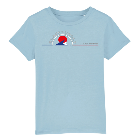 Voici LE tee-shirt Ultra Doux et que tout le monde aimerait porter, mais que nous avons réservé aux enfants. Il dispose des meilleurs labels de fabrication et ses finitions sont haut de gamme. 100% en coton biologique, il existe dans de nombreuses couleurs. Motif : Vagues intégré dans le logo Black SunSet Cap Ferret