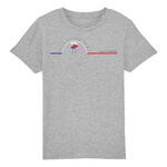 Voici LE tee-shirt Ultra Doux et que tout le monde aimerait porter, mais que nous avons réservé aux enfants. Il dispose des meilleurs labels de fabrication et ses finitions sont haut de gamme. 100% en coton biologique, il existe dans de nombreuses couleurs. Motif : Pins Landais Black SunSet Cap Ferret