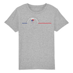 Voici LE tee-shirt Ultra Doux et que tout le monde aimerait porter, mais que nous avons réservé aux enfants. Il dispose des meilleurs labels de fabrication et ses finitions sont haut de gamme. 100% en coton biologique, il existe dans de nombreuses couleurs. Motif : Pins Landais intégré dans le logo Black SunSet