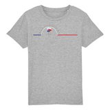 Voici LE tee-shirt Ultra Doux et que tout le monde aimerait porter, mais que nous avons réservé aux enfants. Il dispose des meilleurs labels de fabrication et ses finitions sont haut de gamme. 100% en coton biologique, il existe dans de nombreuses couleurs. Motif : Pins Landais intégré dans le logo Black SunSet