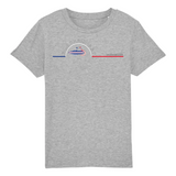 Voici LE tee-shirt Ultra Doux et que tout le monde aimerait porter, mais que nous avons réservé aux enfants. Il dispose des meilleurs labels de fabrication et ses finitions sont haut de gamme. 100% en coton biologique, il existe dans de nombreuses couleurs. Motif : Vélo Surf Black SunSet Hossegor