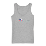 Ce débardeur léger et doux au toucher sera votre partenaire idéal et se mariera avec vos nombreuses tenues. Ses fines bretelles et sa coupe droite ajustée vous procureront un confort durable. Motif : Tentes Plage intégré dans le logo Black SunSet Biarritz