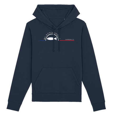 Un sweat à capuche unisexe aux labels Bio, imprimé en France. Fabriqué dans des conditions éthiques et de manière éco-responsable. Coupe droite et manches montées. Logo imprimé sur la face avant. Motif La Sardine Marseille