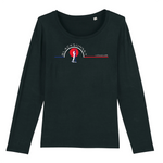 Ce Tee-shirt manches longues, 100% coton Biologique deviendra l'indispensable de vos journées et soirées de mi-saison. Imprimé en France, certifié GOTS, son tissu léger et son col arrondi et évasé le rendent très agréable à porter. Logo imprimé face avant. Motif Surfeuse Hossegor