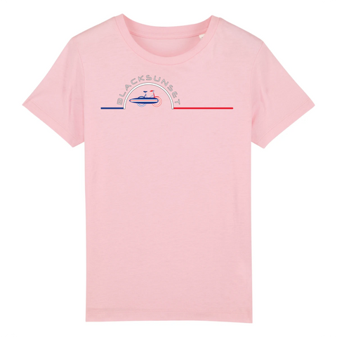 Voici LE tee-shirt Ultra Doux et que tout le monde aimerait porter, mais que nous avons réservé aux enfants. Il dispose des meilleurs labels de fabrication et ses finitions sont haut de gamme. 100% en coton biologique, il existe dans de nombreuses couleurs. Motif : Vélo Surf intégré dans le logo Black SunSet